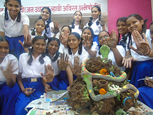 Mehendi Competition